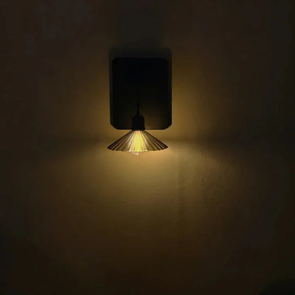 Solar Vintage Wall Light