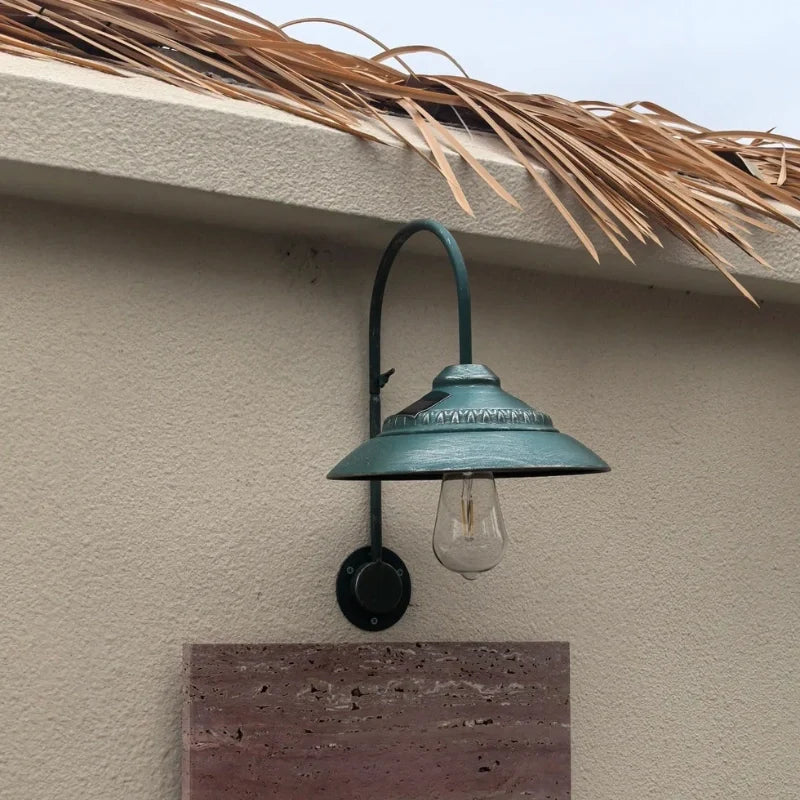 Solar Vintage Wall Light