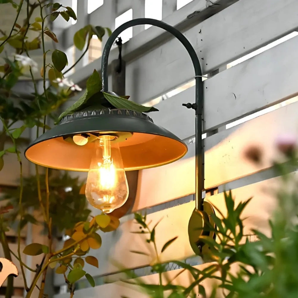 Solar Vintage Wall Light
