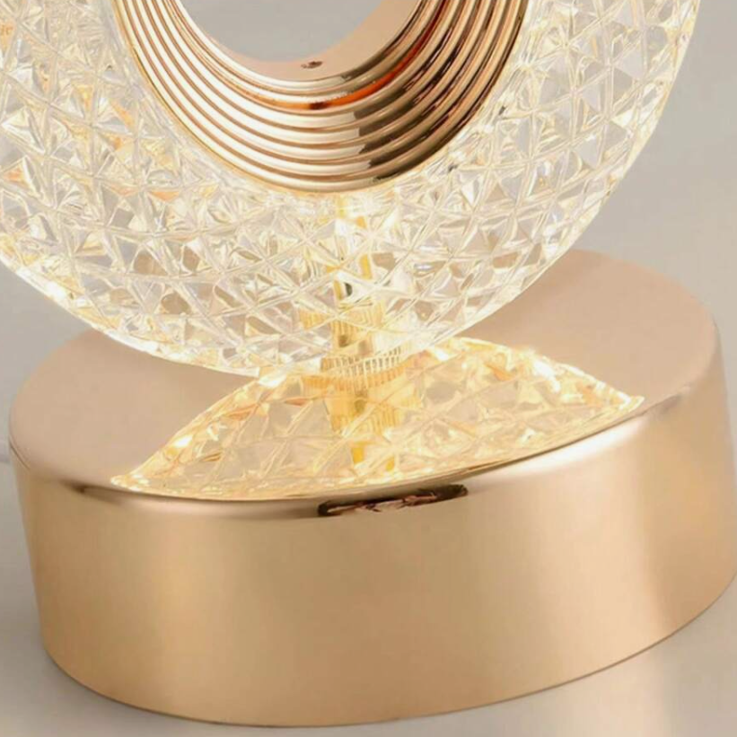 Regal Crystal Lamp