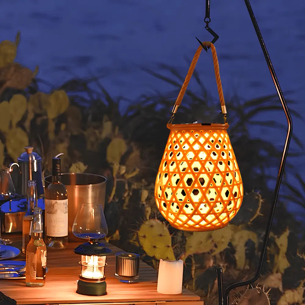 Solar Rattan Pattern Lantern