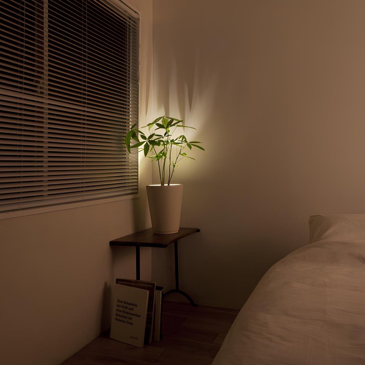 Rechargeable LED Spotlight