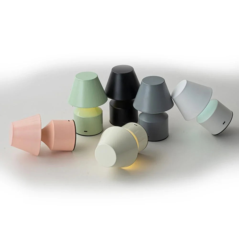 Oblo™ Table Lamp