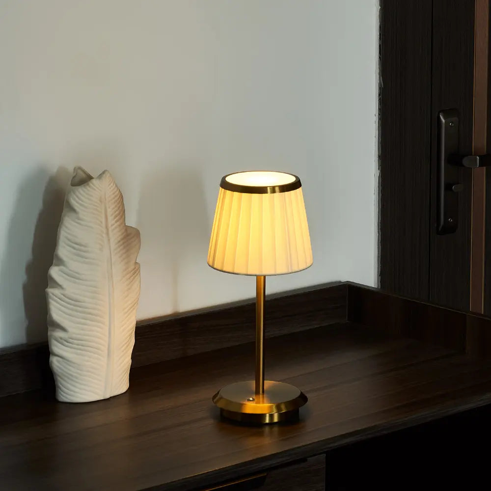 Classic Table Lamp